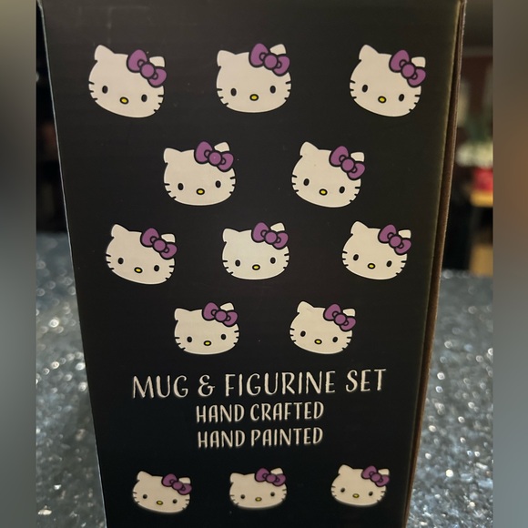 New Blue Sky Sanrio Hello Kitty with pumpkin halloween mug - Picture 12 of 13